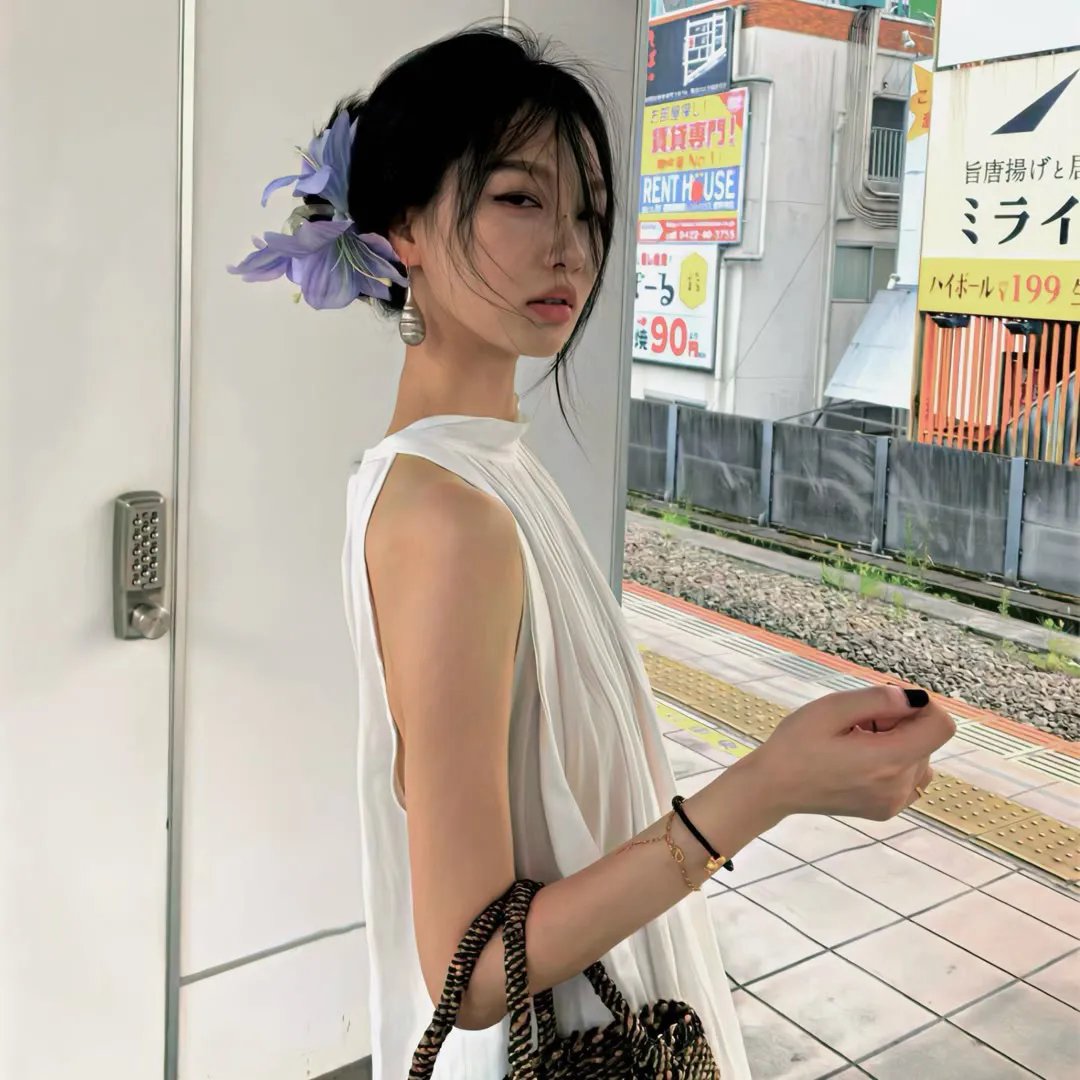 深渊潜龙 海报